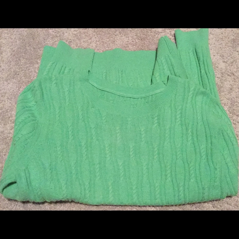 GAP Cable Knit Sweater